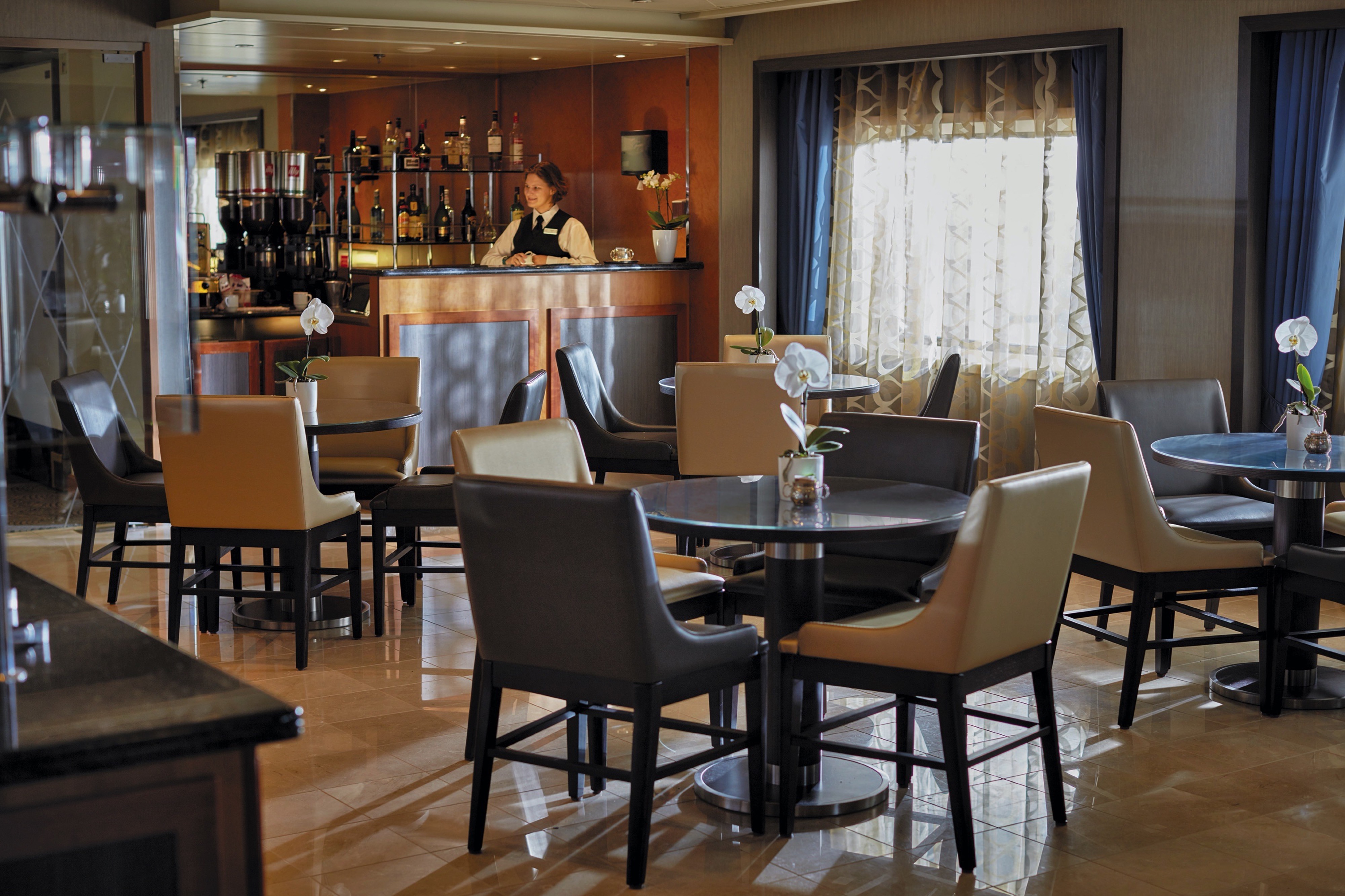 Seven Seas Voyager - Coffee Connection